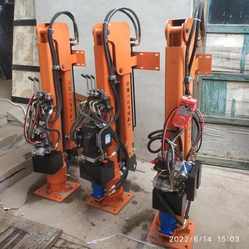 元朗区重汽蓝牌随车吊 3.2吨 国六动力强 液压驱动 农用自卸起重机